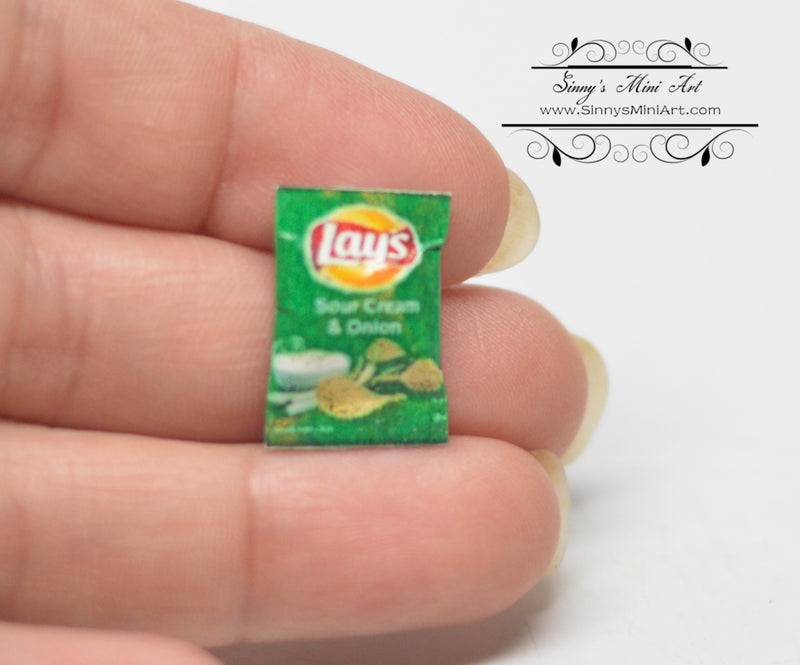 1:24 Dollhouse Miniature Lay's Sour Cream& Onion Chips/ Miniature Snack HRM 59963