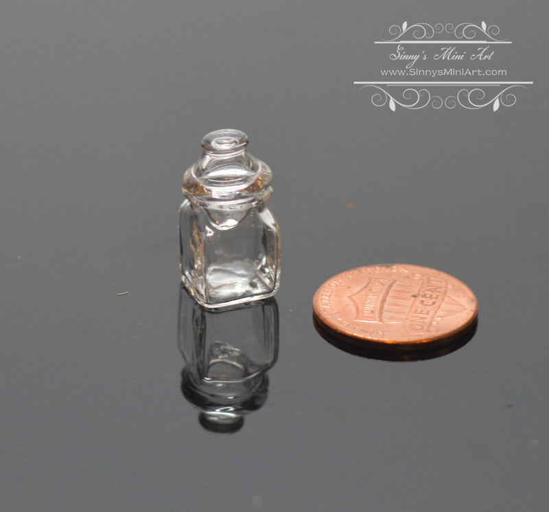 1:12 Dollhouse Miniature Square Glass Jar with Glass Top BD HB506